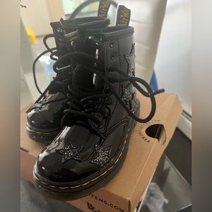 Toddler doc martens